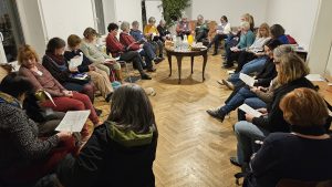 Feiern und Singen im und mit dem FrauenBildungsHaus Dresden