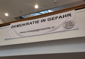Transparent beim Europaforum der OMAS GEGEN RECHTS in Wien