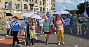Demo beim Bundeskongress der OMAS GEGEN RECHTS in Erfurt