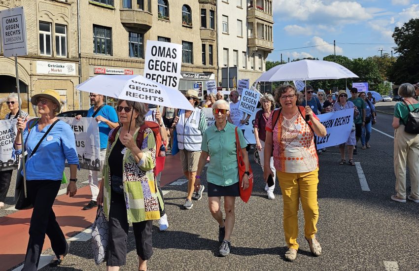 Demo beim Bundeskongress der OMAS GEGEN RECHTS in Erfurt